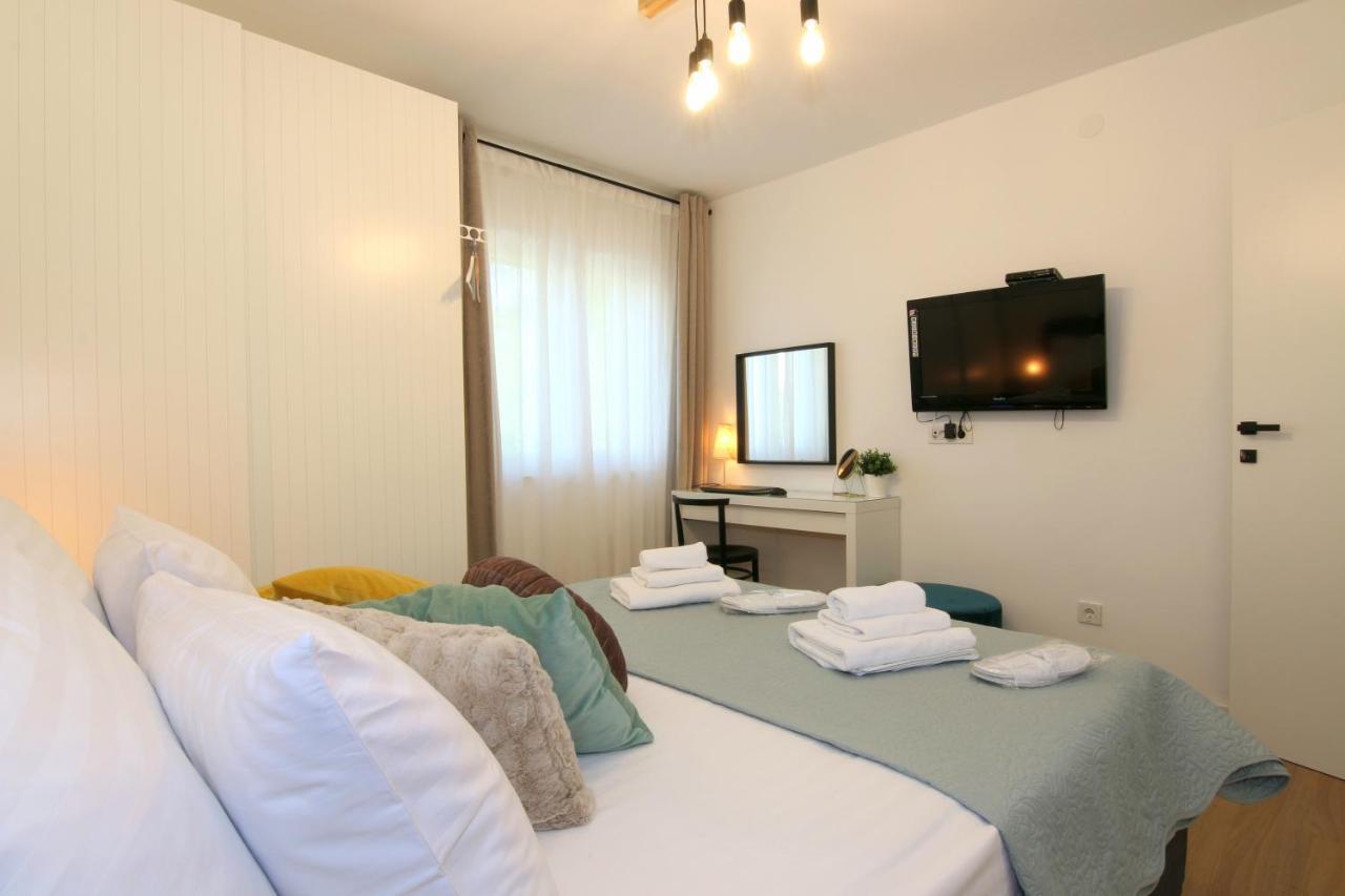 Apartments Tona Zaboric Exterior foto