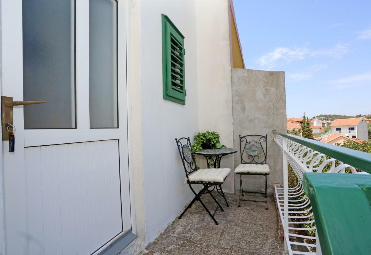Apartments Tona Zaboric Exterior foto